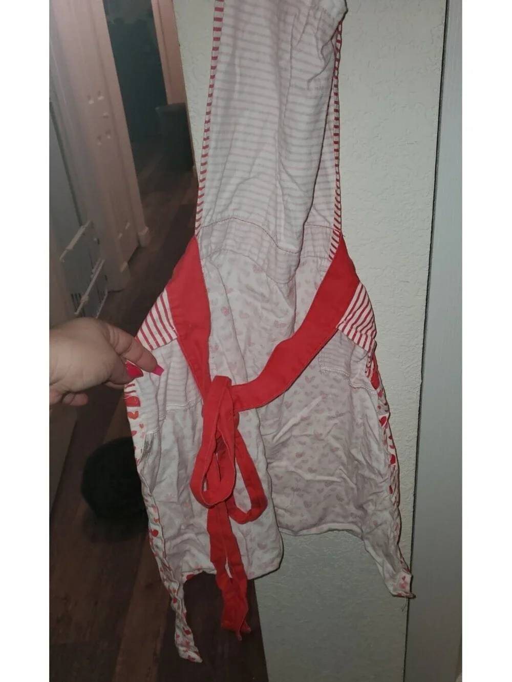 HEARTS & STRIPES RED & WHITE KITCHEN APRON 100% COTTON